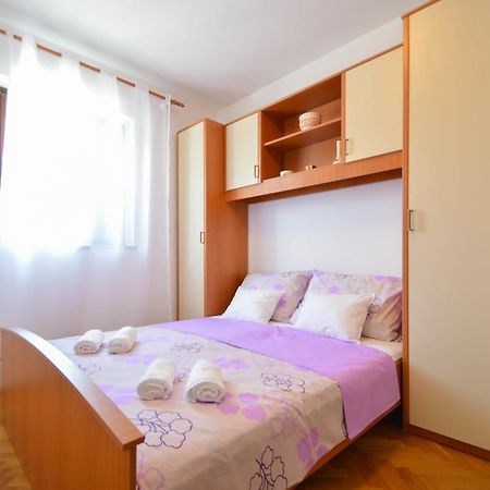 Apartment Natasa Novi Vinodolski Zimmer foto